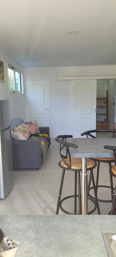 Mon Chez Moi Apartment เลอ ตอมปง ภายนอก รูปภาพ